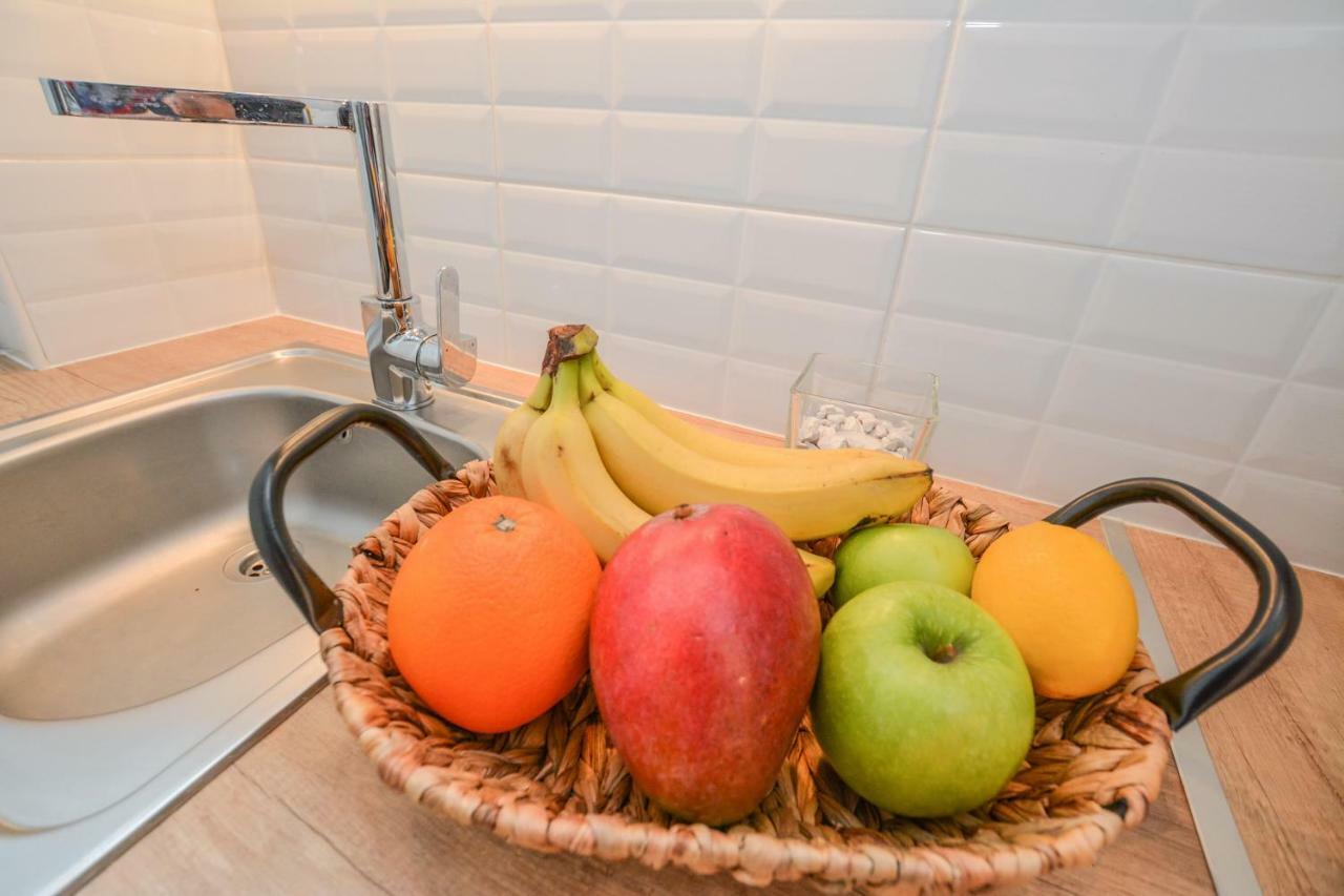 Timeless Apartment With Free Private Parking Budapest Luaran gambar