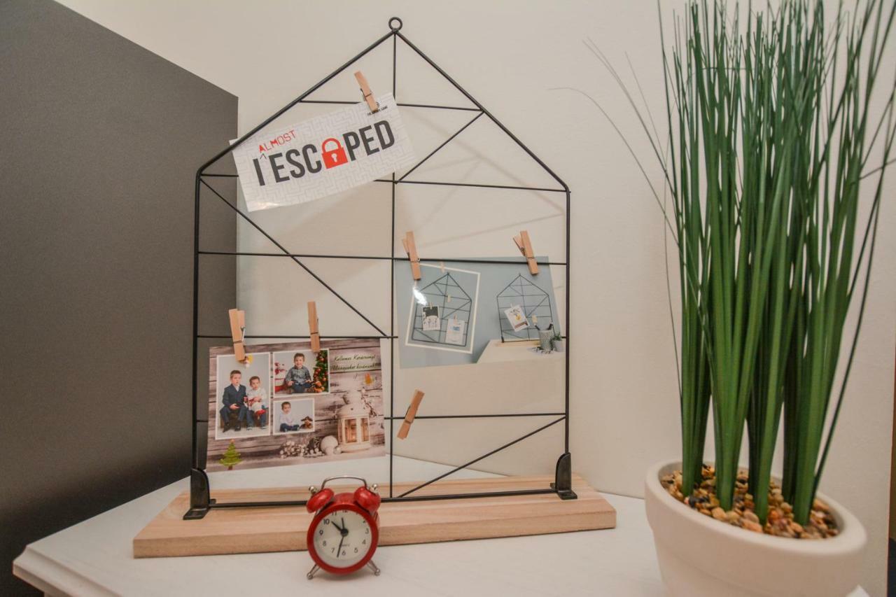 Timeless Apartment With Free Private Parking Budapest Luaran gambar